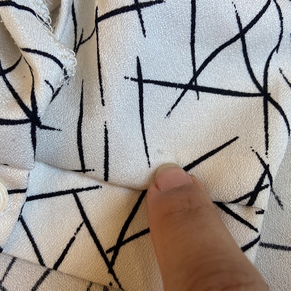 Lush Blouse - Picture 4 of 5